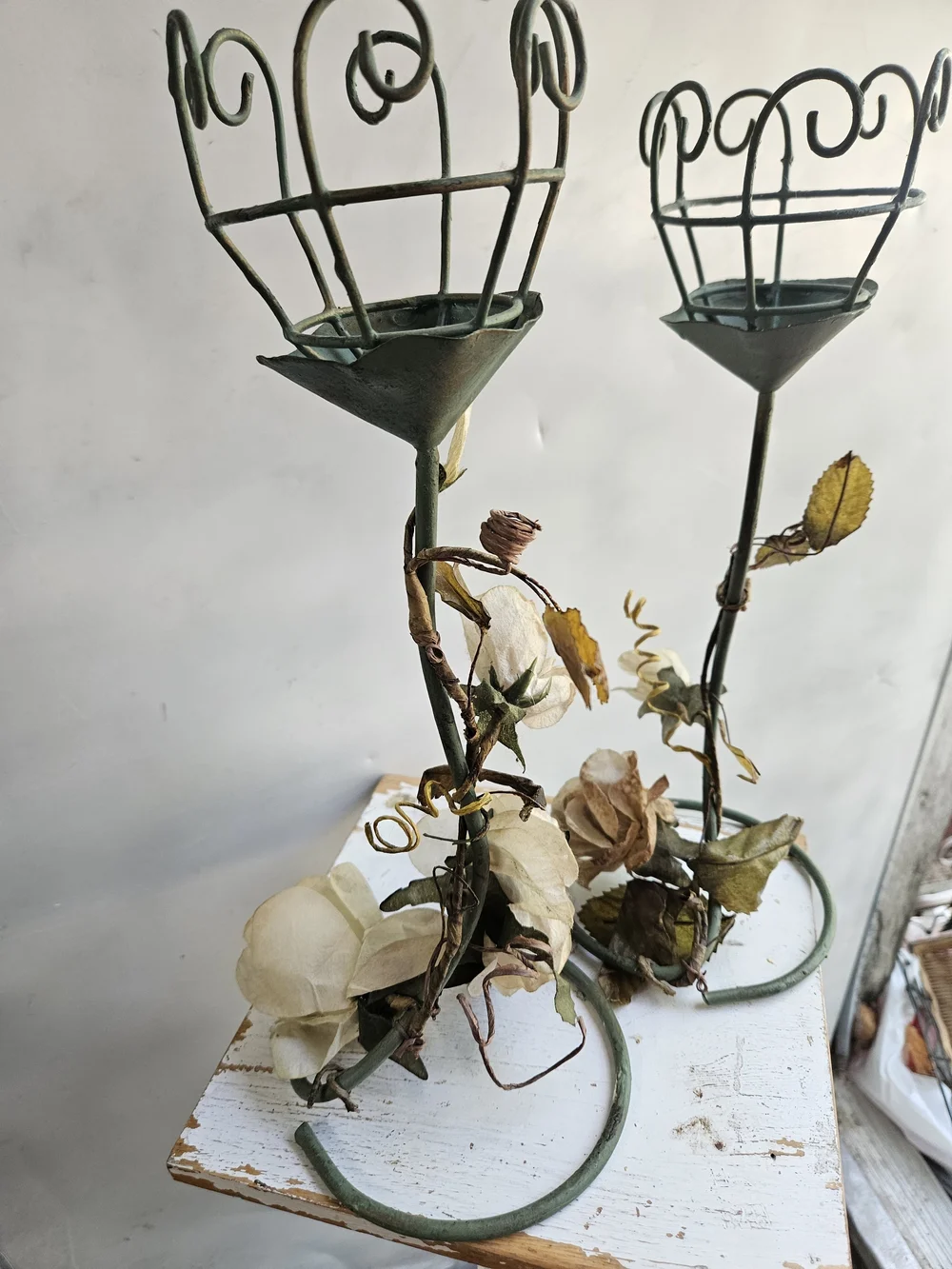 Source Unknown Green Metal Rose Vine Candle Holders with Cream Flowers